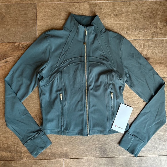LULULEMON DEFINE CROPPED JACKET NULU DARK FOREST GOLD ZIPPER SZ 12 NEW - Picture 1 of 8